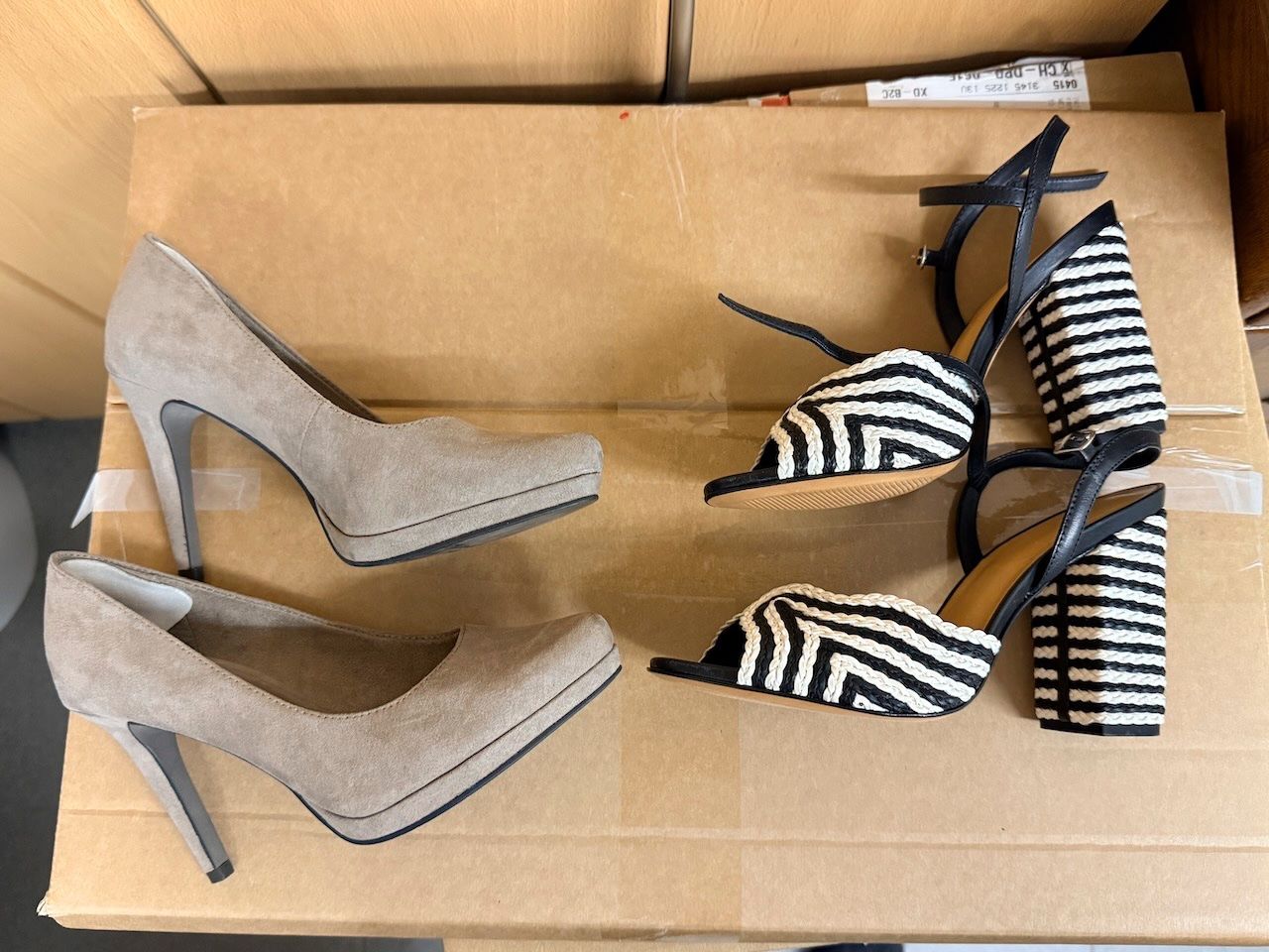 Scarpe da donna: 2 Paar tolle Damenschuhe – Usato da Niederhasli venduto da Moondance 2