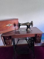 Machine à coudre SINGER de collection