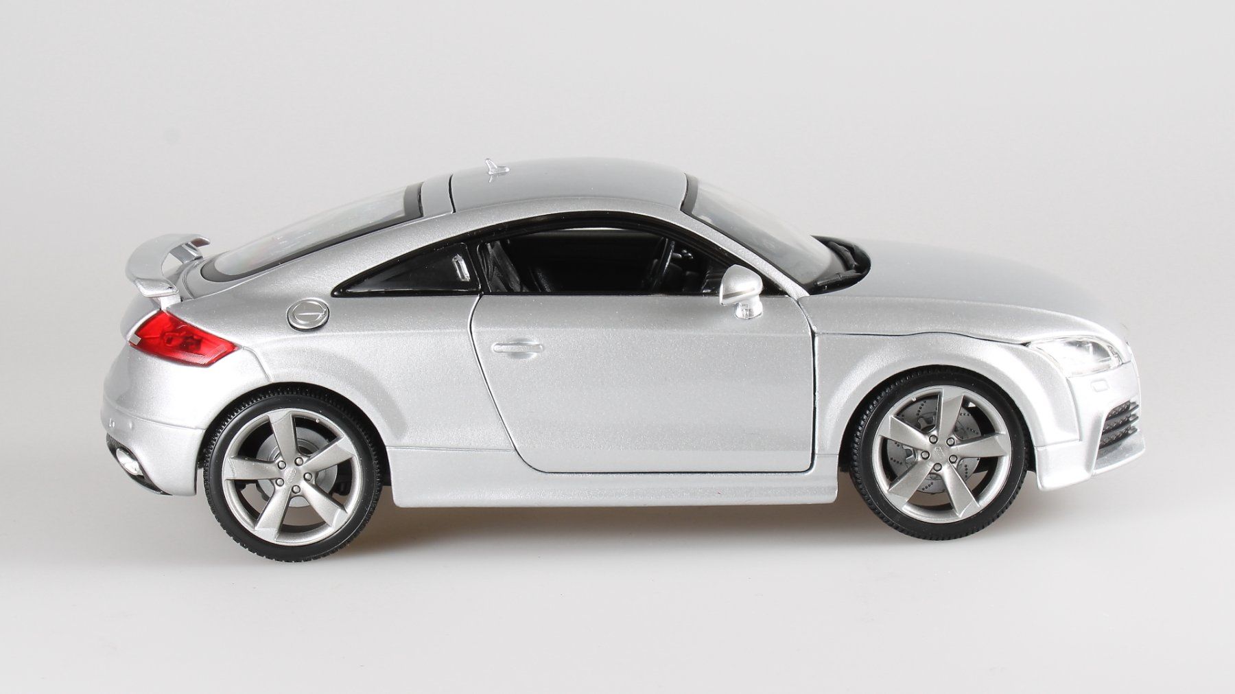 Bburago Modellini d'auto: Audi TT RS – Usato da Gossau SG venduto da mifab 1