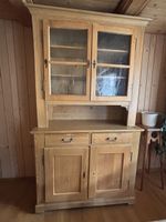 Antiker küchenschrank