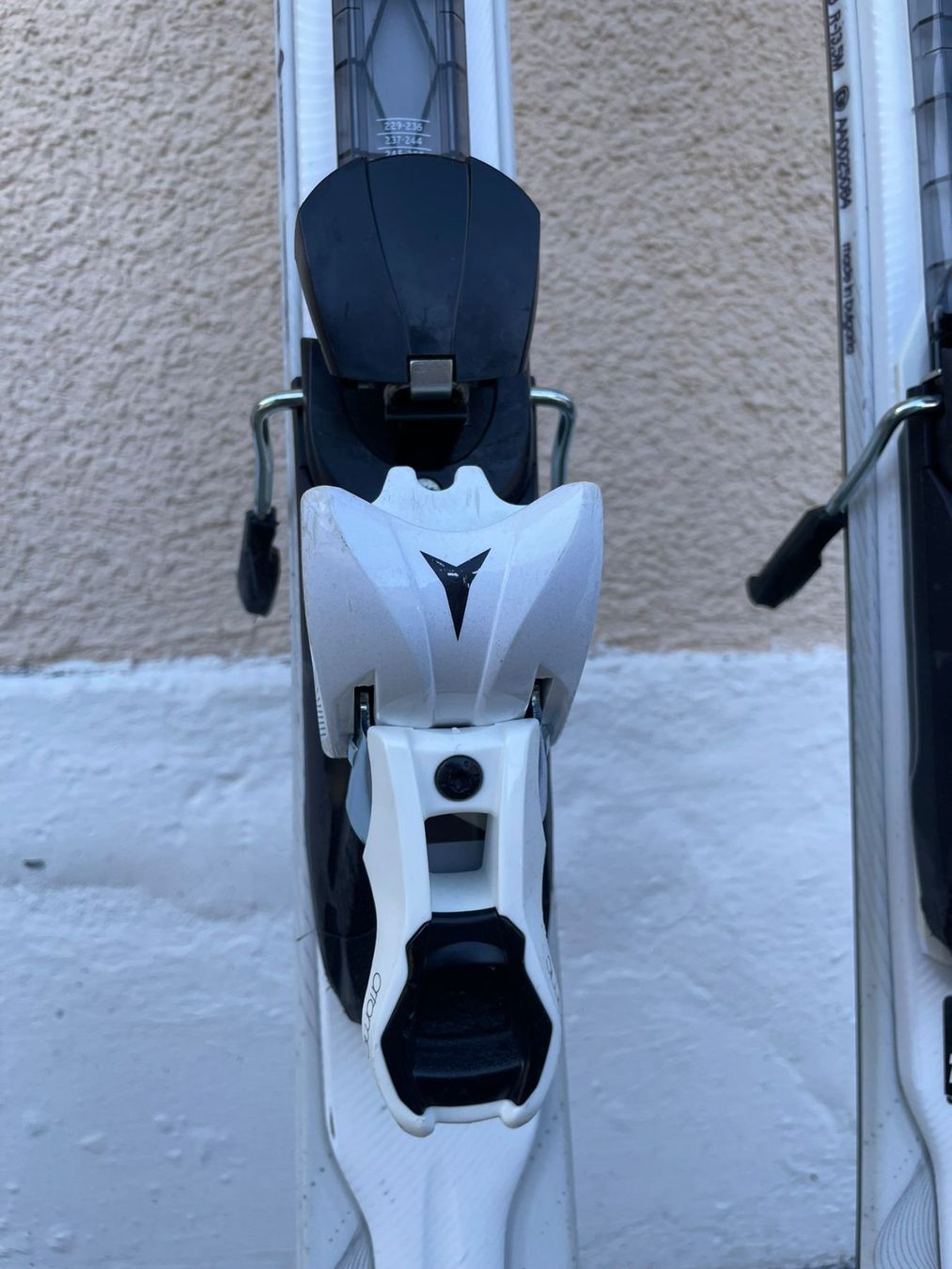 Atomic Skis: Ski Atomic Cloud 159 – Gebraucht aus Grindelwald von mat_6t8w 4