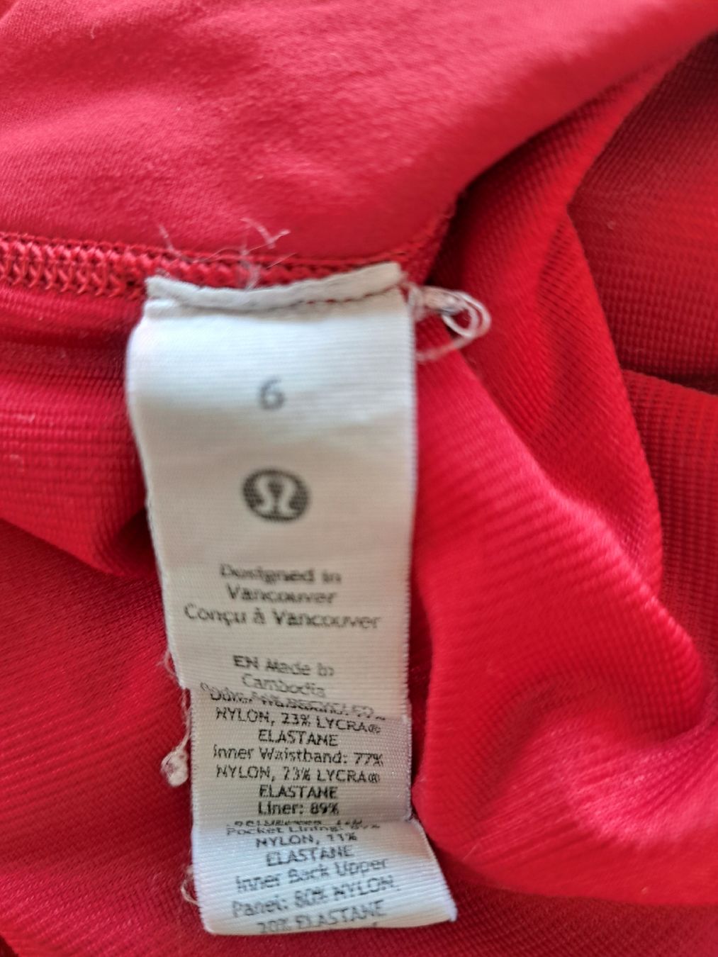 Lululemon Pantaloni: Lululemon Shorts  – Usato da Thalwil venduto da sternenstaub369 4