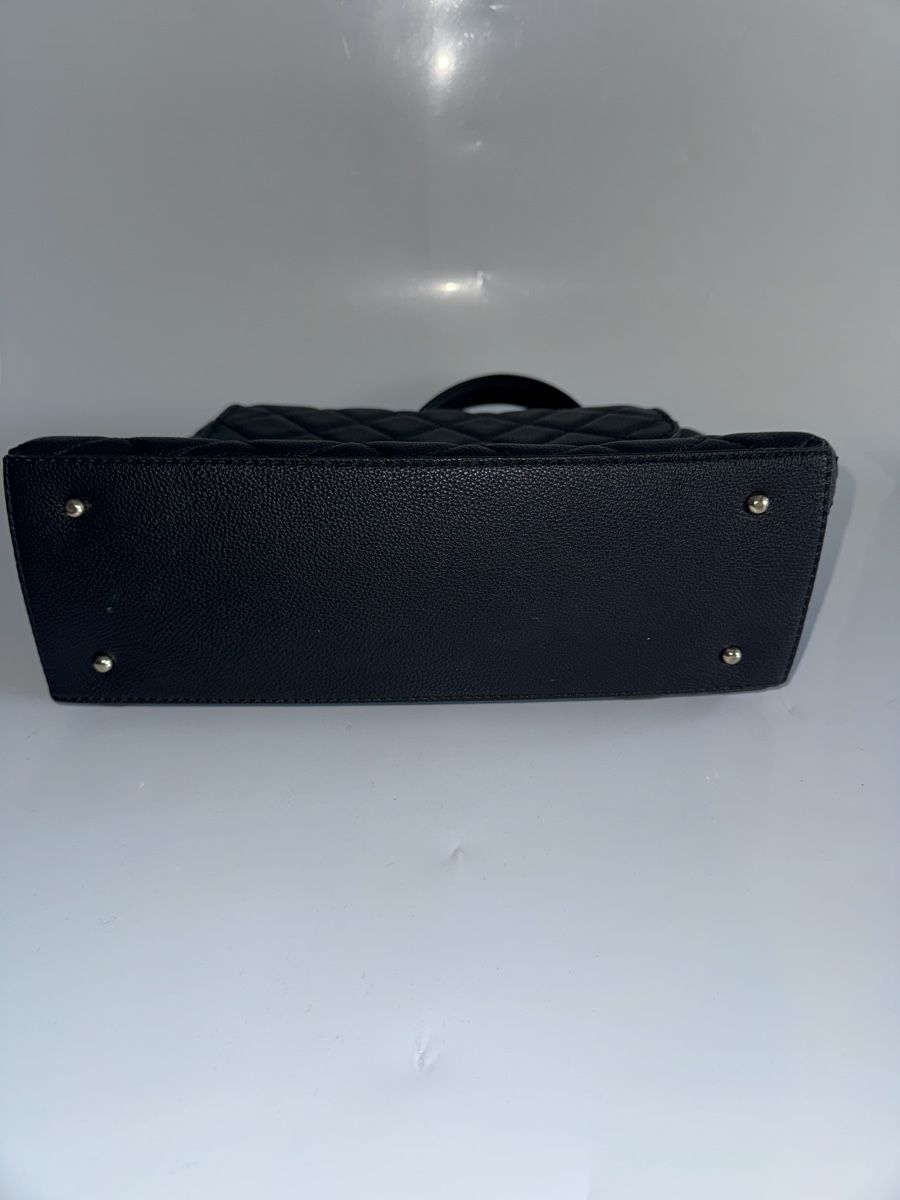 Guess Borse da donna: Guess Matelassé Handtasche – Usato da Vionnaz venduto da b_f_d_r_g 2