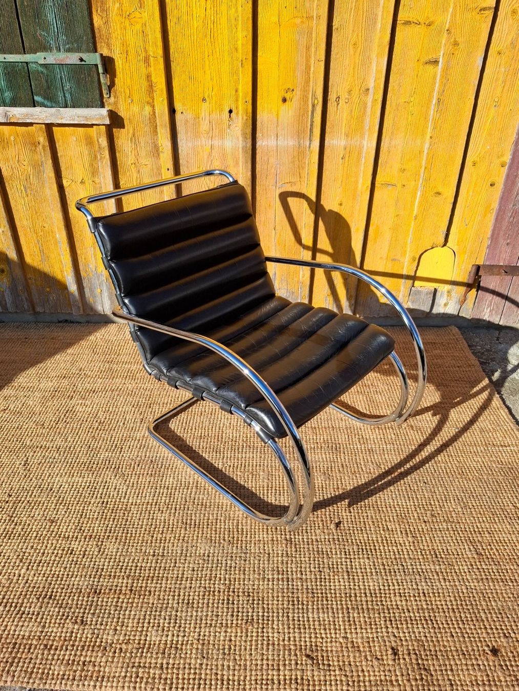Poltrone: MR Sessel von Mies van der Rohe – Usato da Haslen AI venduto da Vintagelix 1