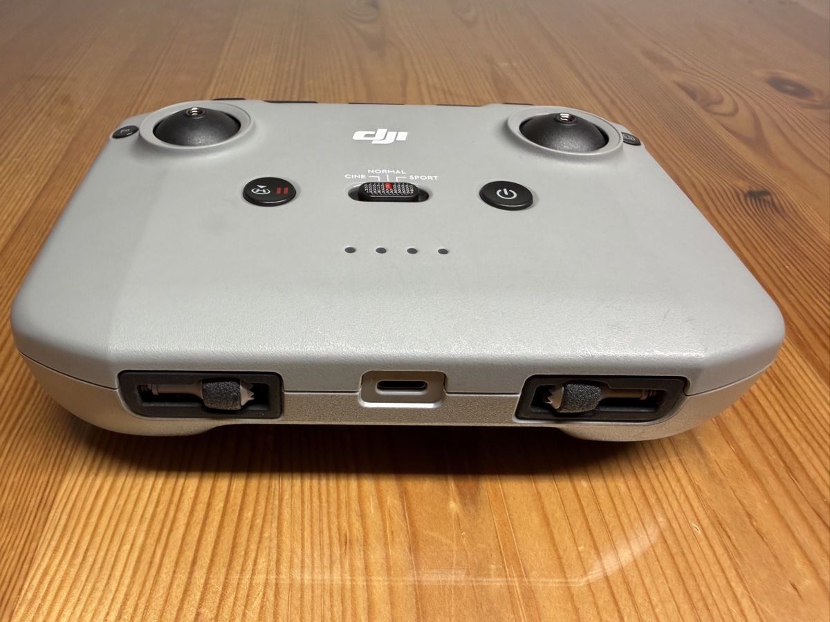 DJI Fernbedienungen: Dji mini 2 Fernbedienung – Gebraucht aus Dielsdorf von smeh11 2