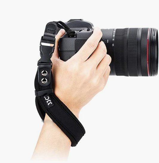 Supporti a parete: JJC Neoprene Camera Wrist Strap Quick Release DSLR – Nuovo e nell'imballaggio originale da Châtelaine venduto da topshop.switzerland