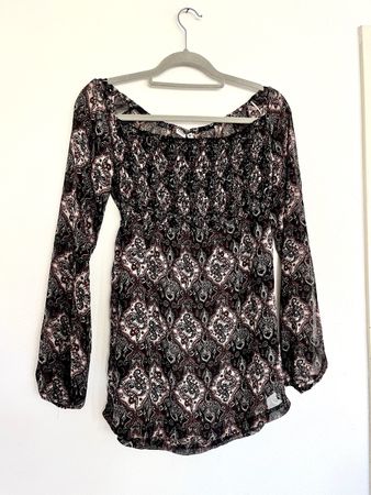 SCHÖNE SCHWARZE CARMENBLUSE GR. M