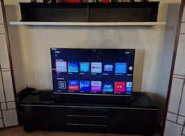 Meuble TV BESTA BURS IKEA noir brillant