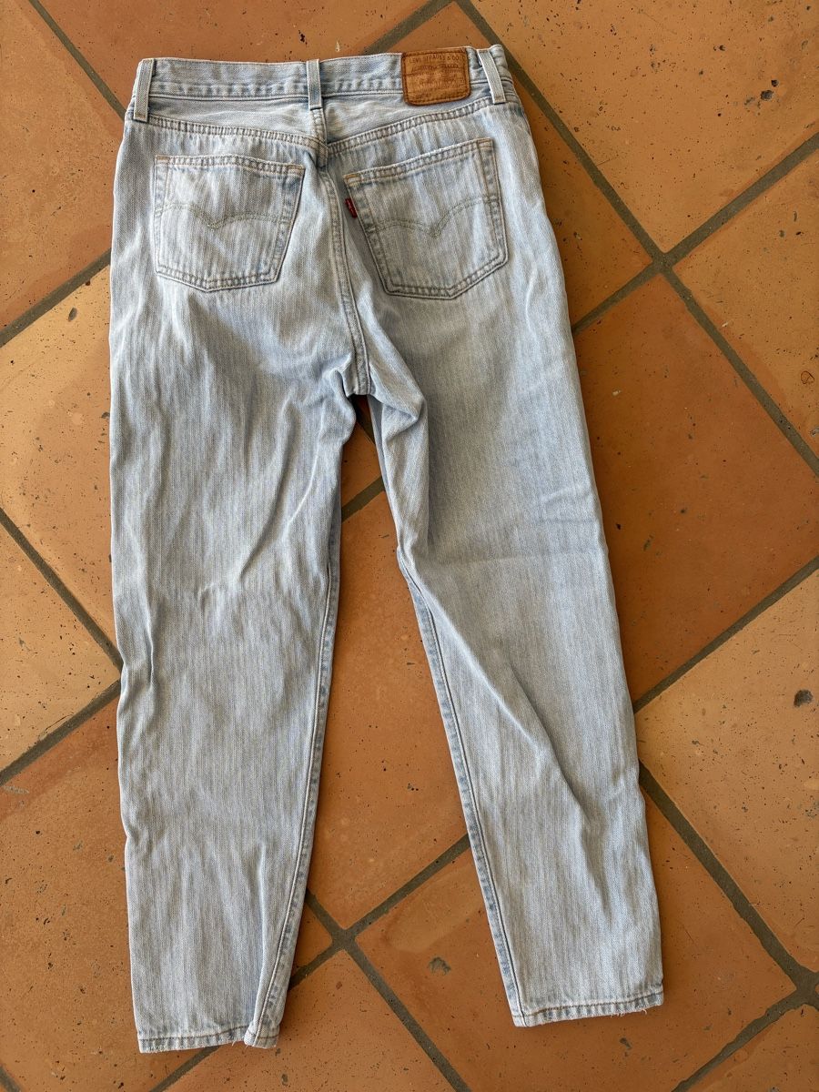 Levi's Jeans: Levis 501 Jeans – Usato da Schwyz venduto da den_9xd8 2