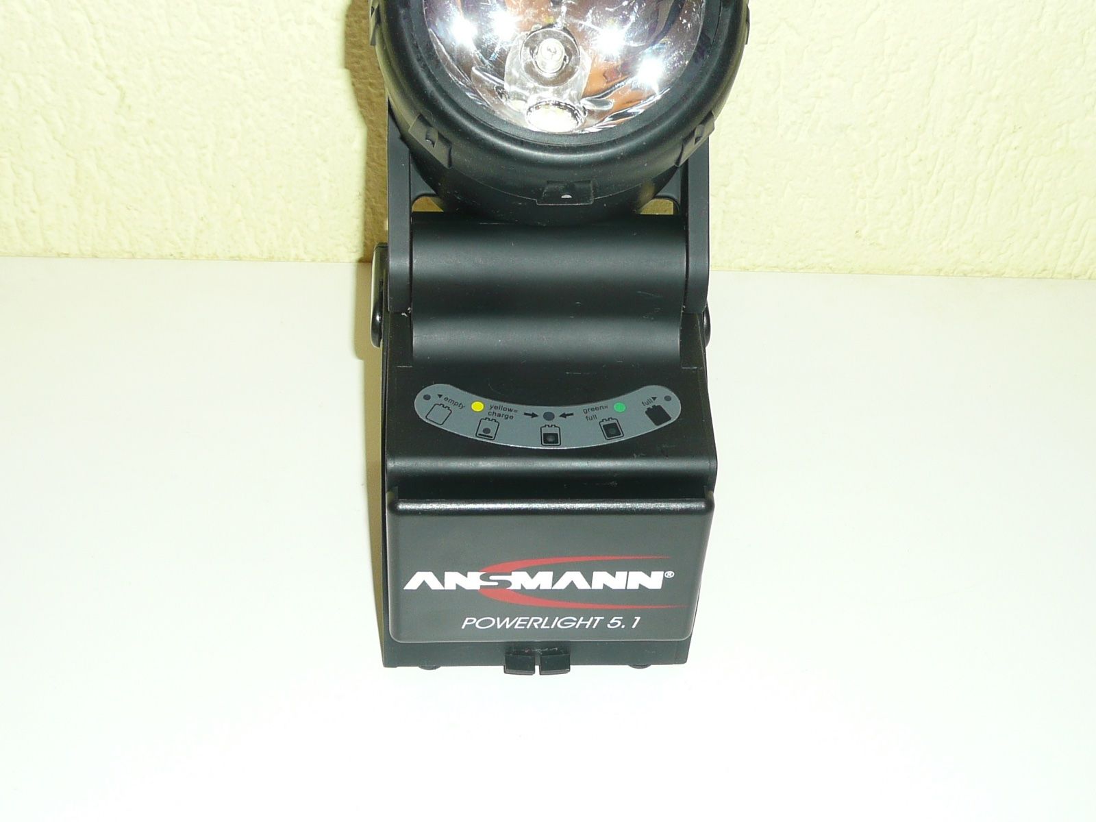 Lampade: Ansmann " Powerlight 5.1 mit Notlichtfunktion " – Nuovo (secondo la descrizione) da Kriens venduto da Taurus12 2