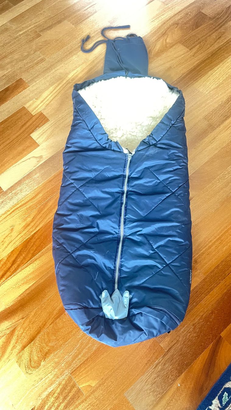 Kaiser Sacchi a pelo: Lammfellfußsack für Babys – Usato da Adliswil venduto da holod
