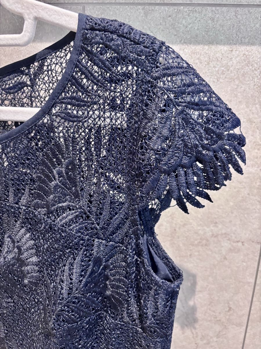Comma Kleider: Spitzenkleid comma., dunkelblau, Grösse 36 – Neu (gemäss Beschreibung) aus Zollikon von pitpat02 3