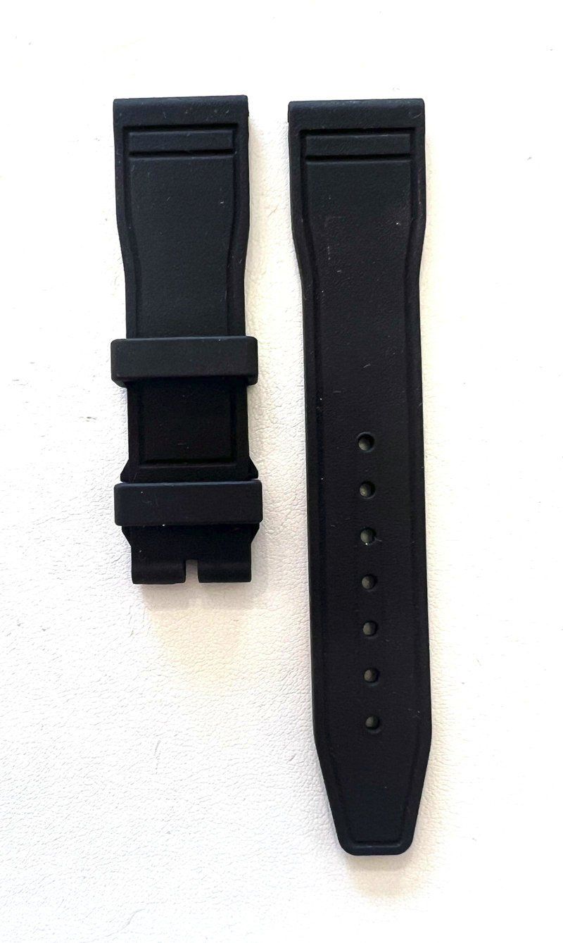 IWC Bracciali & Braccialetti: schwarzes IWC Kautschukband mit EasX-CHANGE-System, LP 290,- – Usato da Zürich venduto da juwelier-damken 1