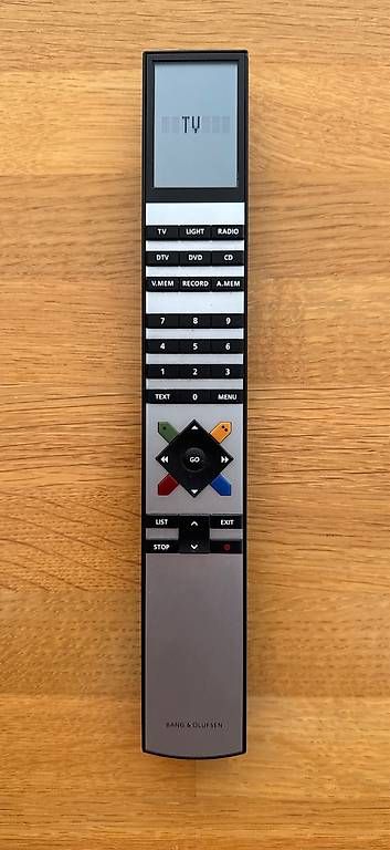 Fernseher: Téléviseur HD BeoVision 10-32 – Gebraucht aus St-Sulpice VD von aviron 3