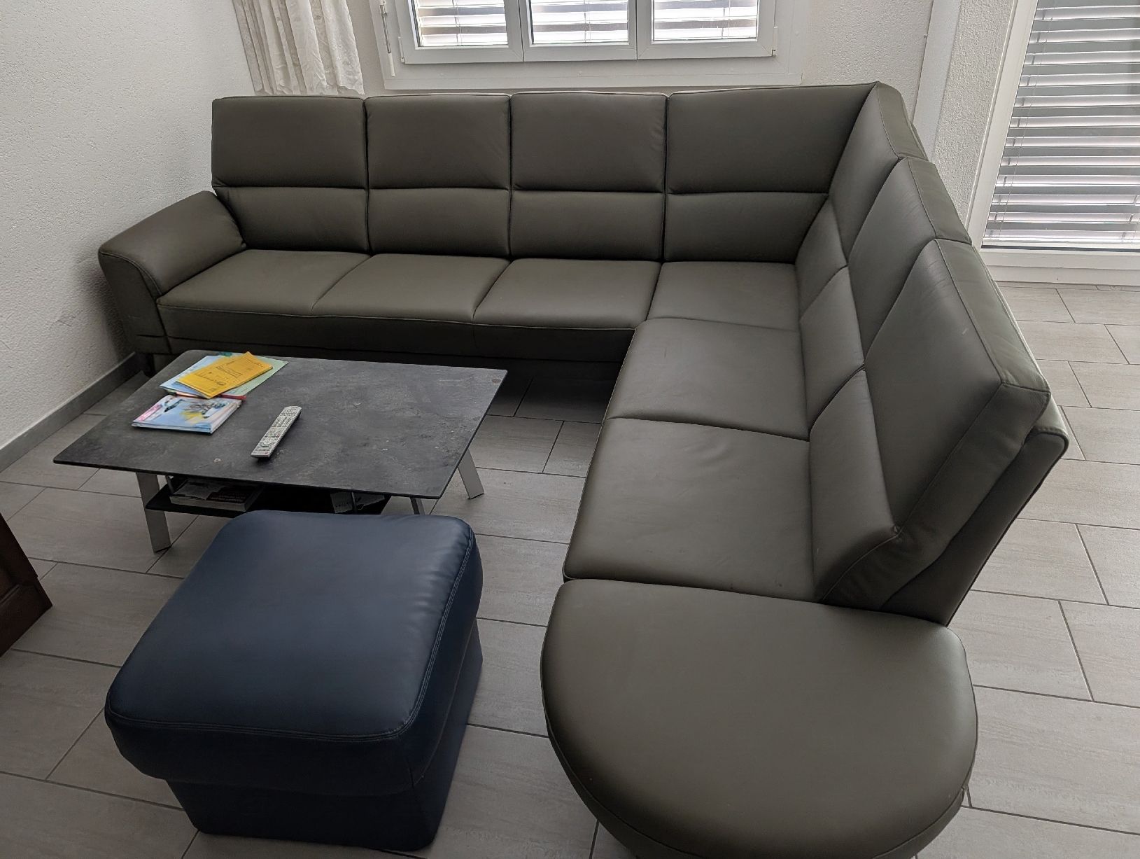 Sofas: Ecksofa Leder  neuwertig – Neuf (Voir description) à Aarwangen par Staerndli_7