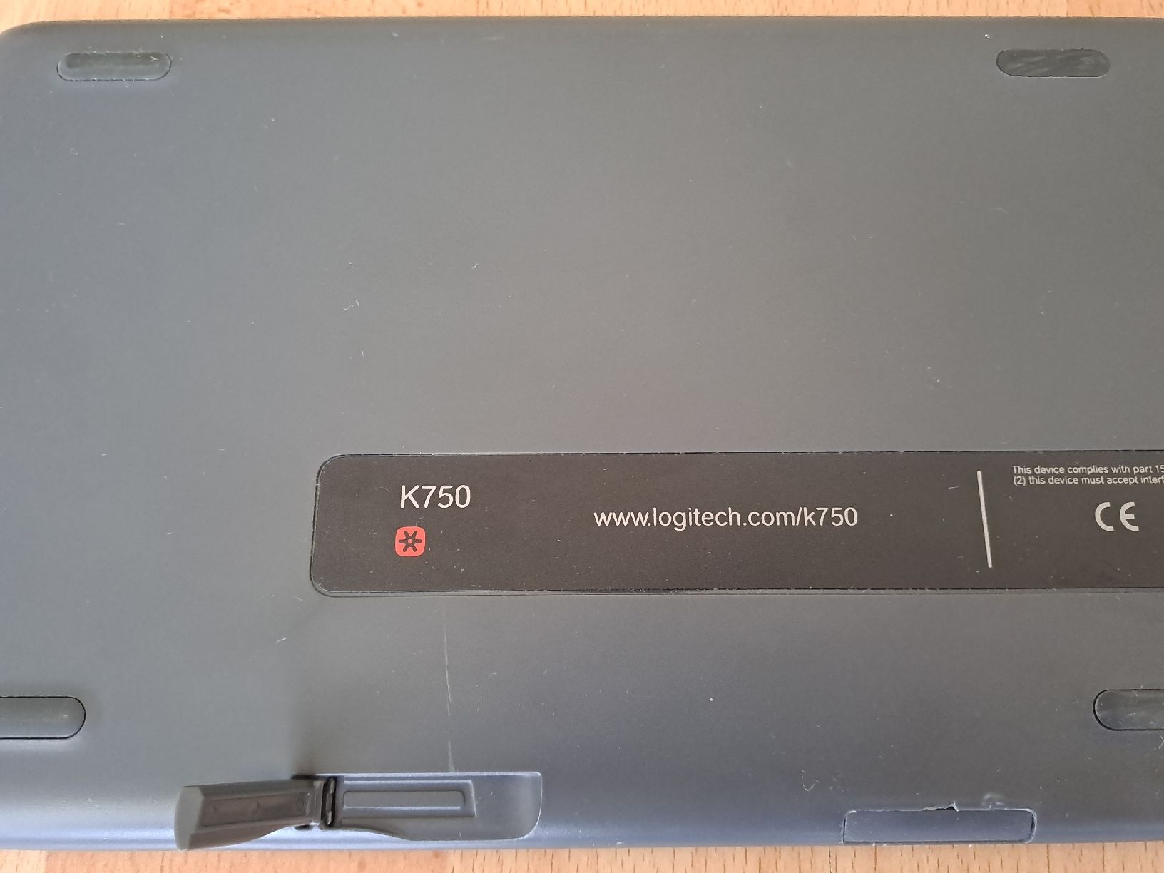 Logitech Tastaturen: Logitech K750 Solar Wireless Tastatur mit Unifying-Receiver – Gebraucht aus Schaffhausen von  4