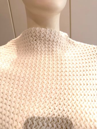 Très original pull blanc asymétrique dame 40