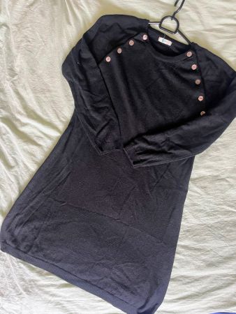 MILKER Stillkleid – Schwarz – Dänisches Design – Gr. L