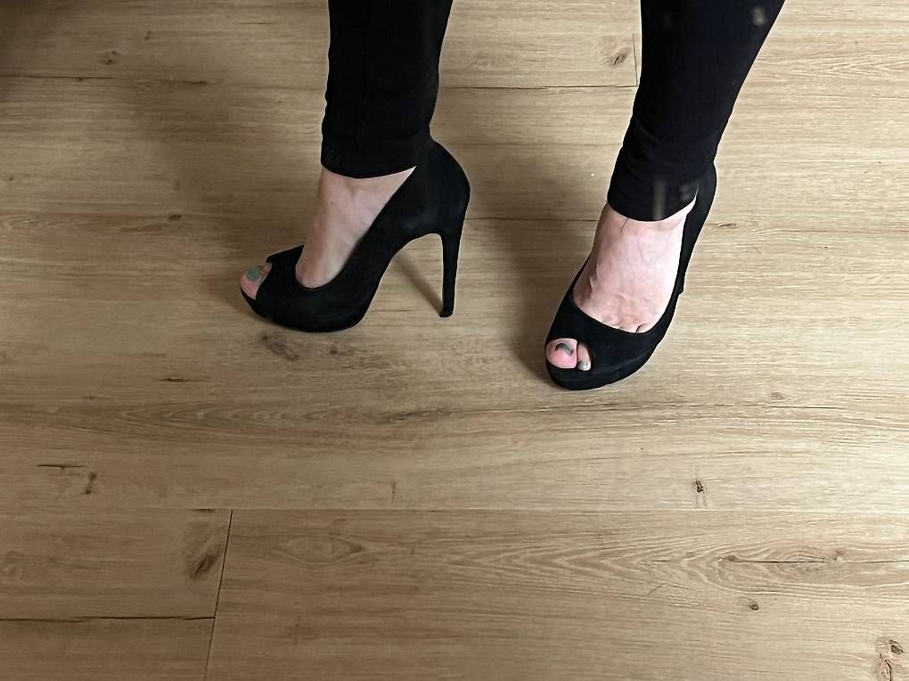 Scarpe da donna: Absatzschuhe schwarz Gr. 37, 12 cm – Usato da Berg TG venduto da LilBobaa 2