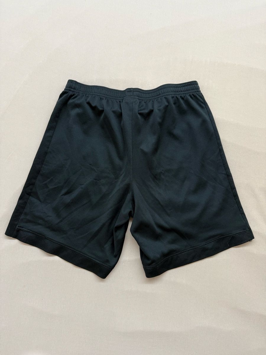 Nike Pantaloni: Shorts Nike noir taille S – Usato da Granges VS venduto da coraliegrd5 1