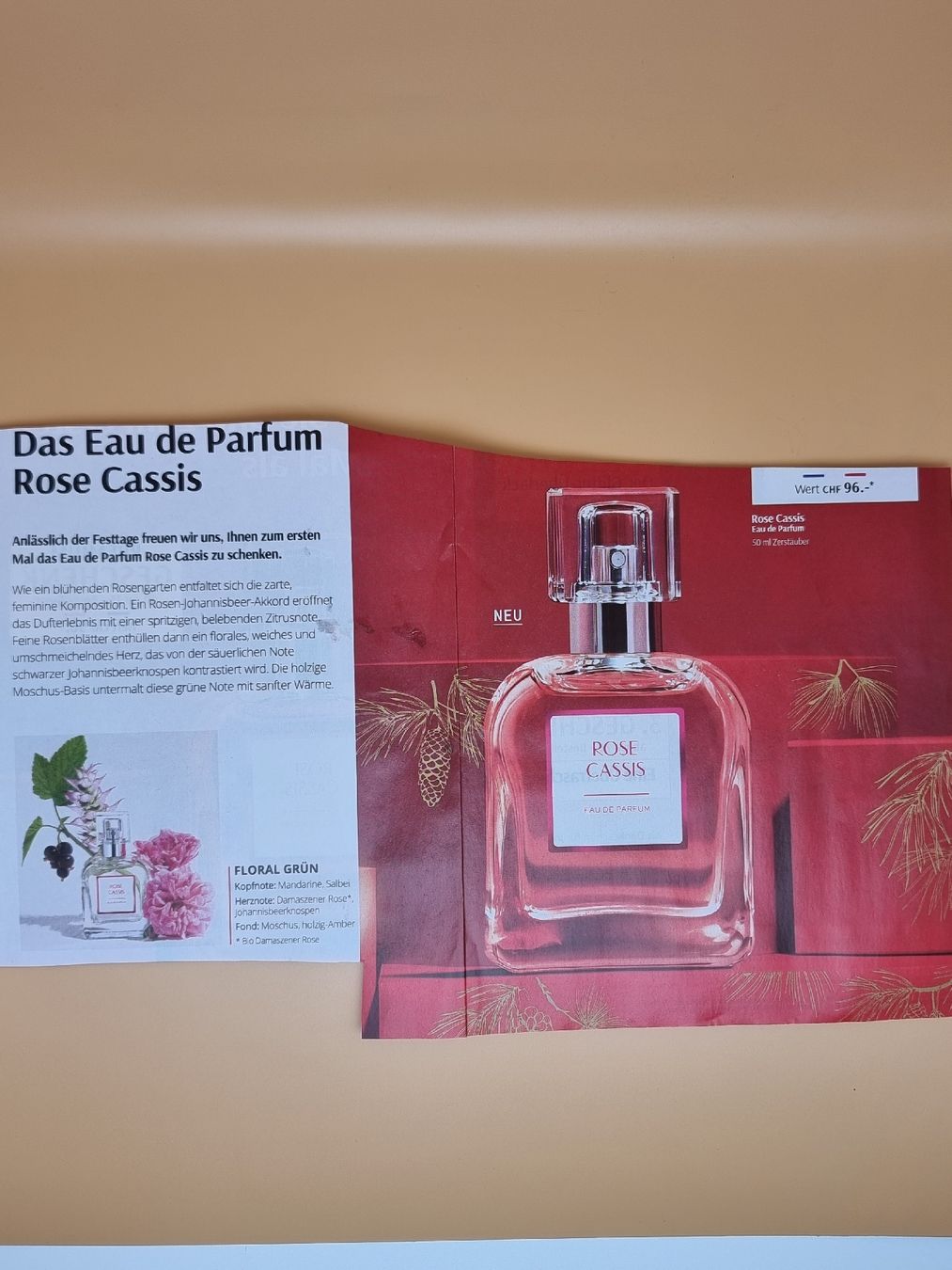 Profumi & Eau de Toilette: Rose Cassis Eau de Parfum 50ml - Neu & Originalverpackt – Nuovo e nell'imballaggio originale da Helgisried venduto da zuegli.24 3