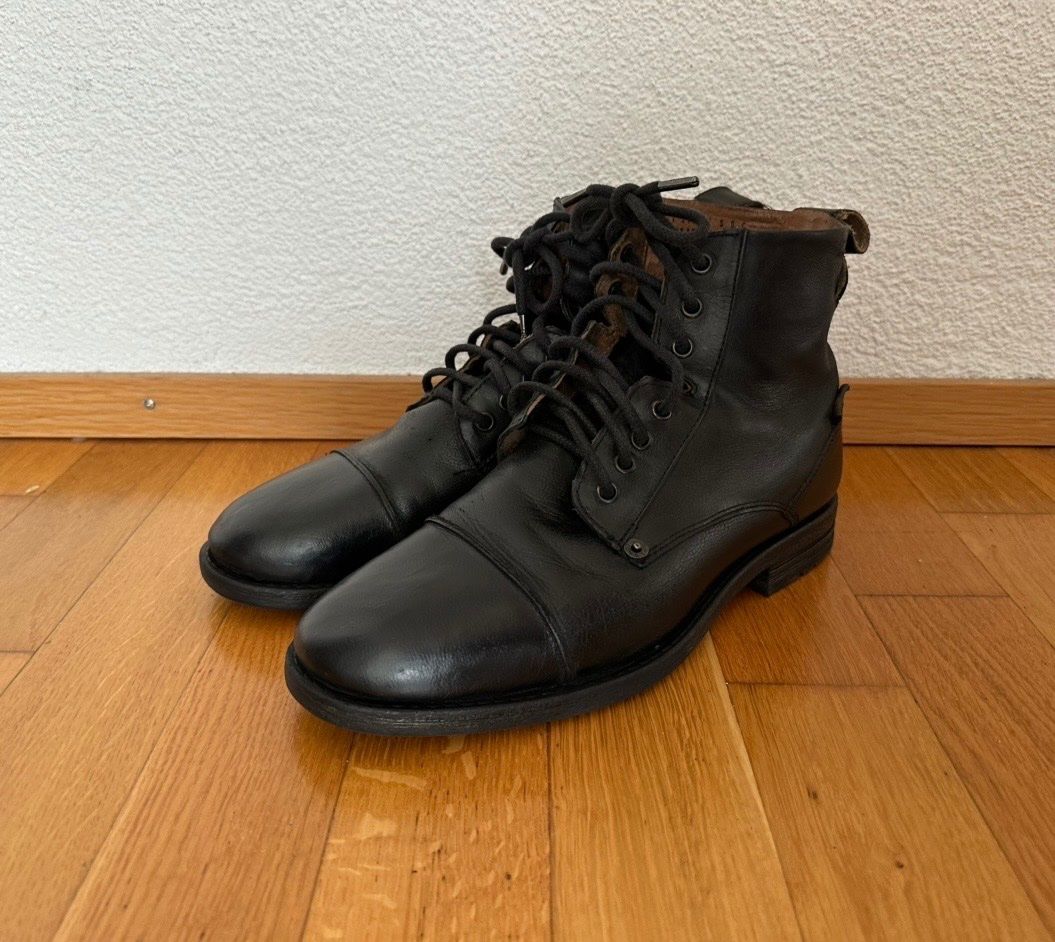 Levi's Herrenschuhe: Levi‘s Emerson, schwarz, Gr. 41 – Gebraucht aus Allschwil von Blumergg