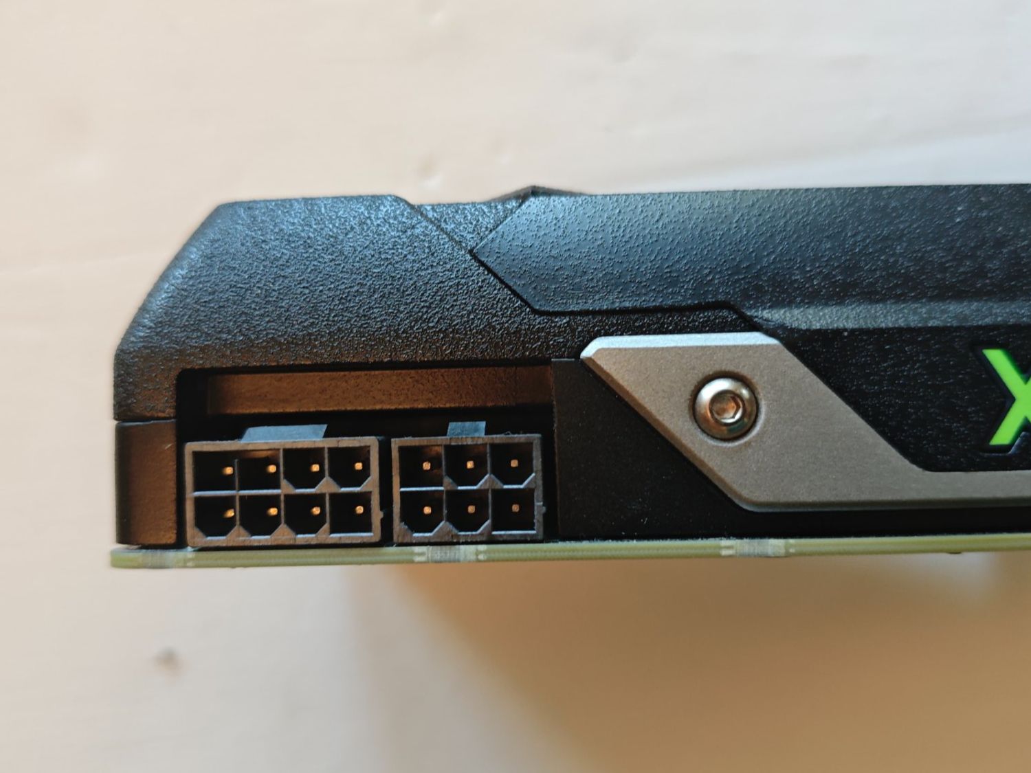 Nvidia Cartes graphiques: Nvidia Titan X  12 GB – D'occasion à Dübendorf par tho_v2cs 4