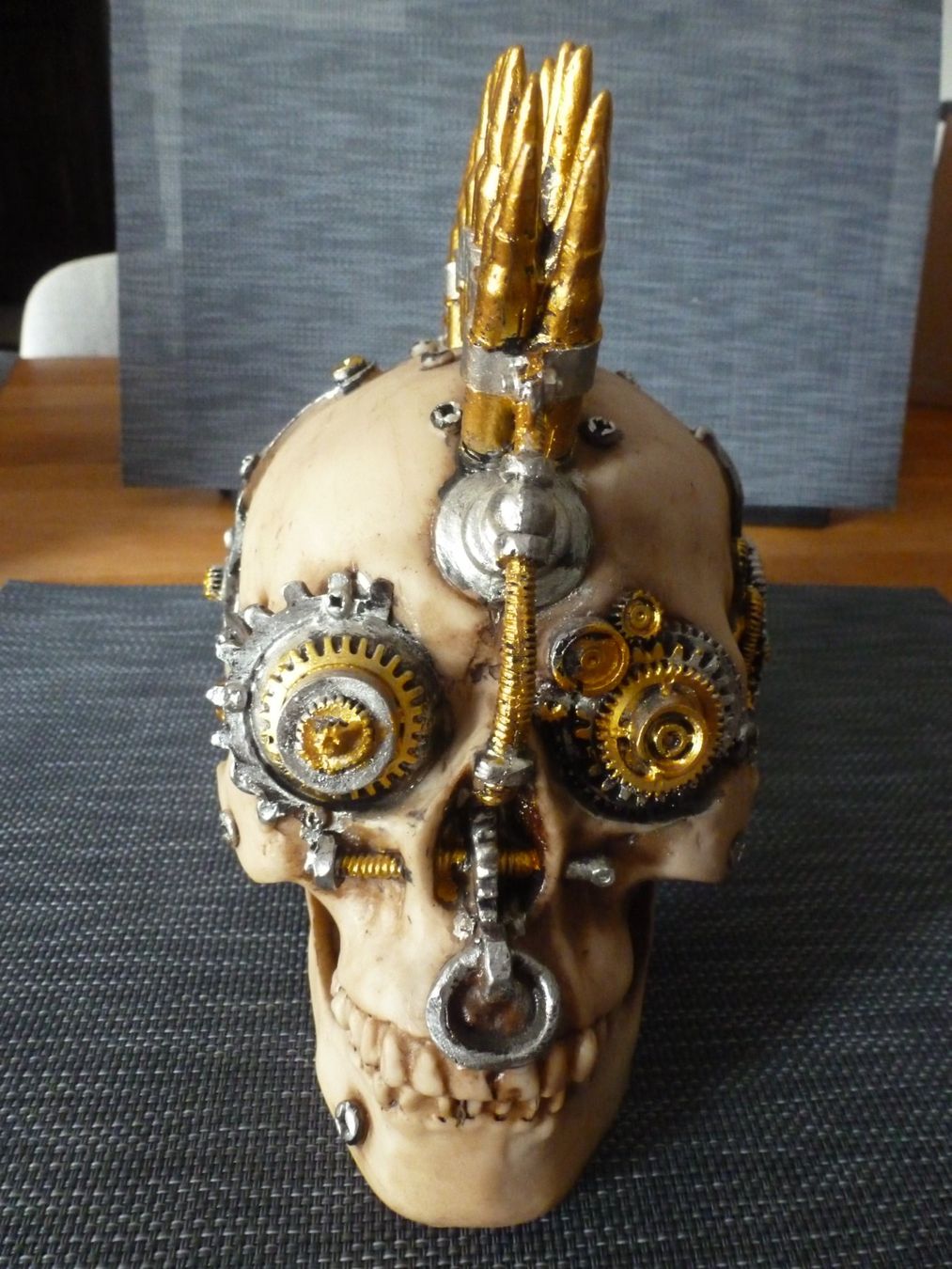 Figuren: Gears of war Alator – Gebraucht aus Lützelflüh-Goldb von mammaCarlotta