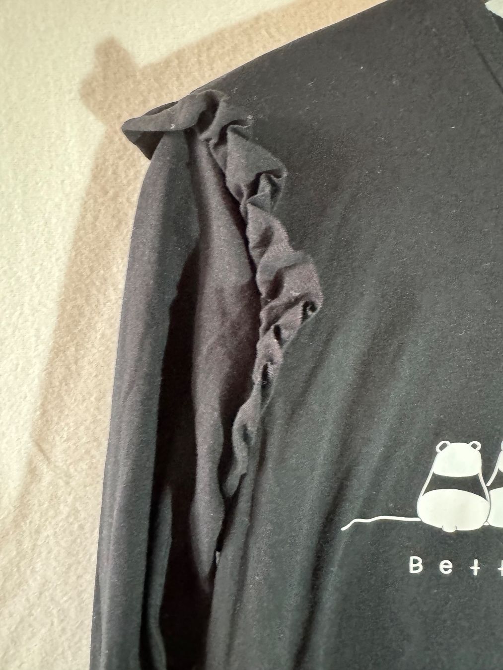 Maglioni & Felpe: Schwarzer Pullover mit Rüschen von Tezenis Gr. M – Usato da Grosswangen venduto da second_hand_dress 5
