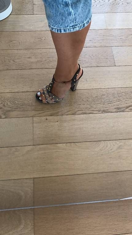 Scarpe da donna: Gucci suede sandals size 39 – Usato da Zurich venduto da MariaSPO 3