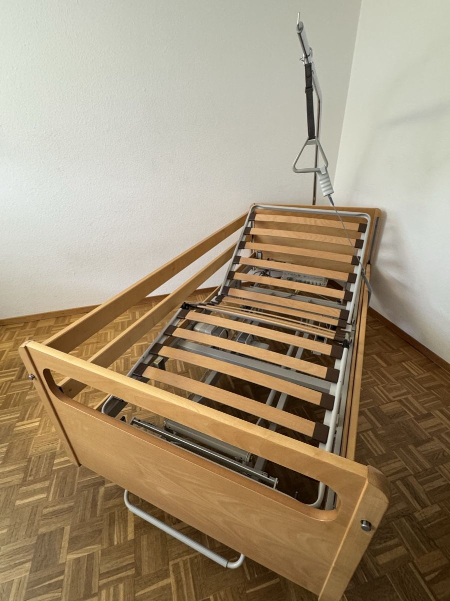 Letti: Pflegebett – Usato da Sachseln venduto da Fab_Huw 6