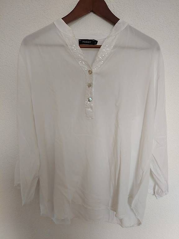 Blusen: Tolle weisse lange Bluse xl – Gebraucht aus Leuggern von silbergirl