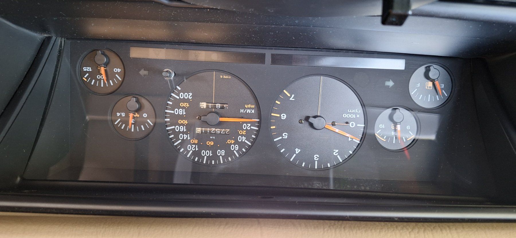 Jeep Automobili: JEEP Grand Cherokee 5.2 V8 – Usato da Salmsach venduto da my-fair-lady 3