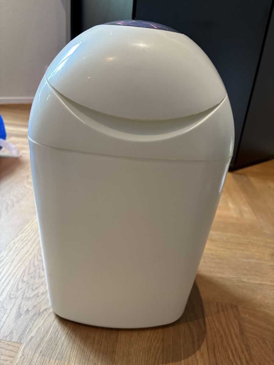 Tommee Tippee Abfalleimer: Tommee Tippee Sangenic Windeleimer - Top Zustand! – Gebraucht aus Zürich von EliSieg 3