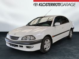 Toyota  Avensis Sedan 2.0 Linea Sol