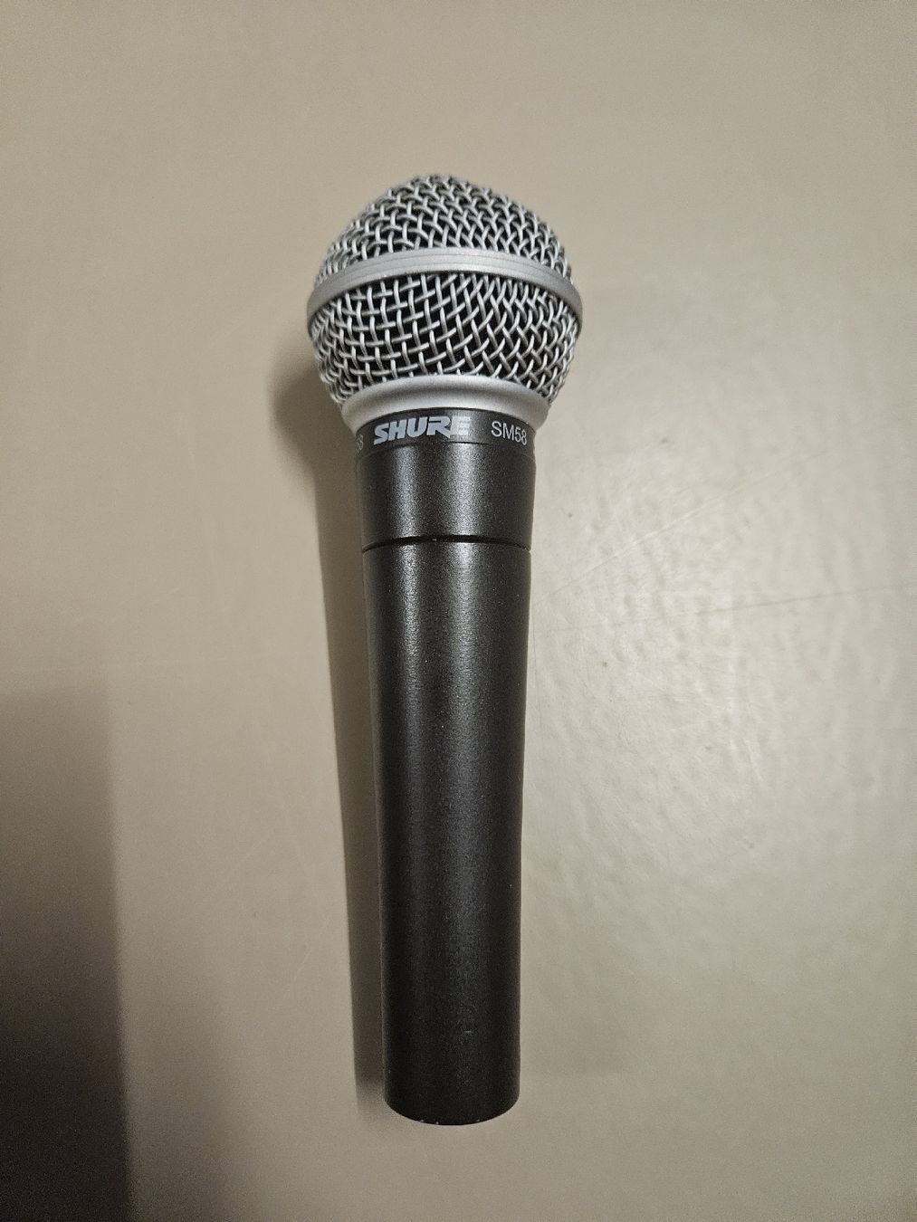 Shure Microphones: Shure SM58 Mikrofon mit Tasche – D'occasion à Wildberg par Reunionevents 2