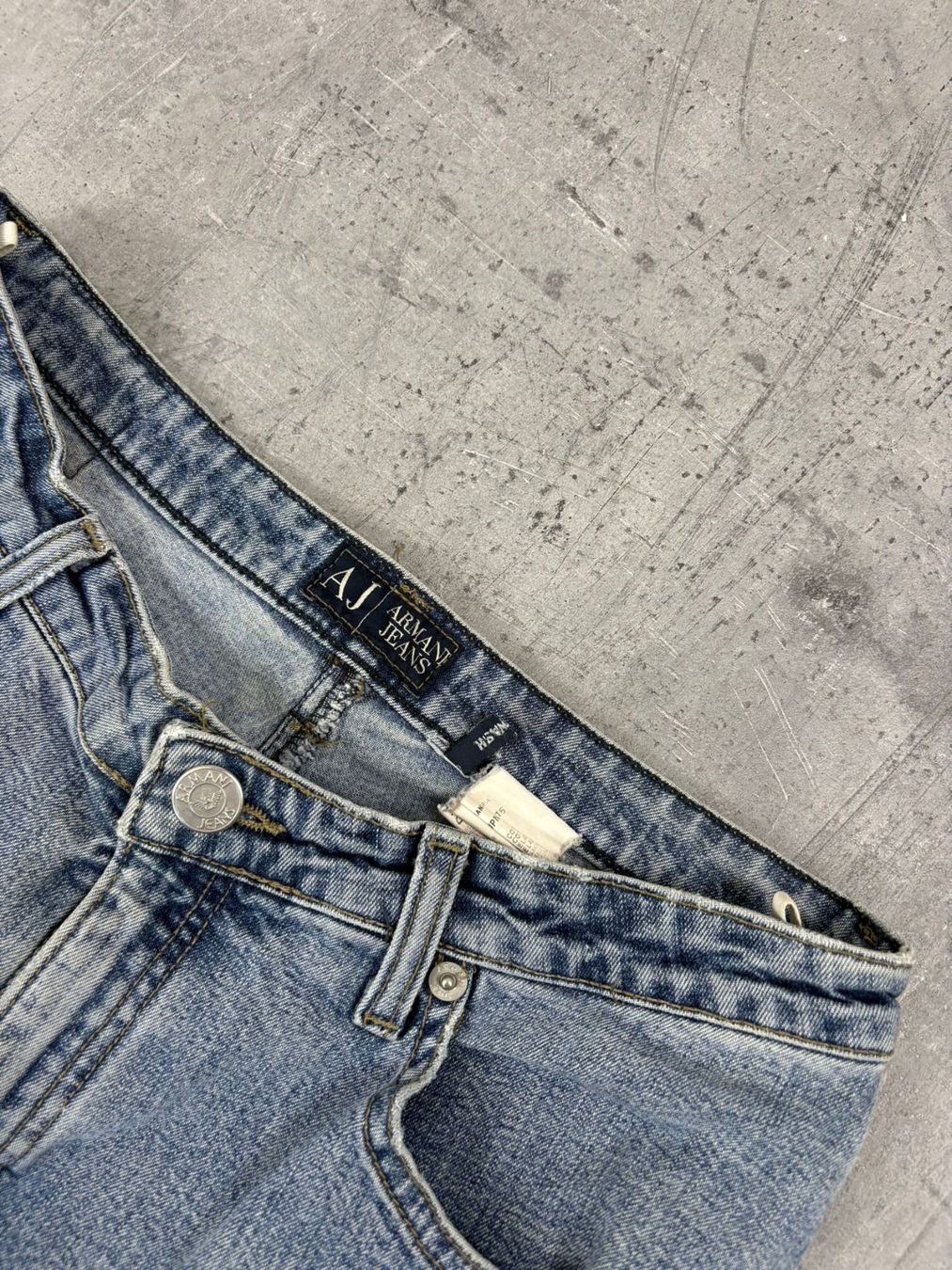 Armani Jeans: Vintage Bootcut Armani Jeans (S) – Usato da Werdenberg venduto da hase.vintage 4