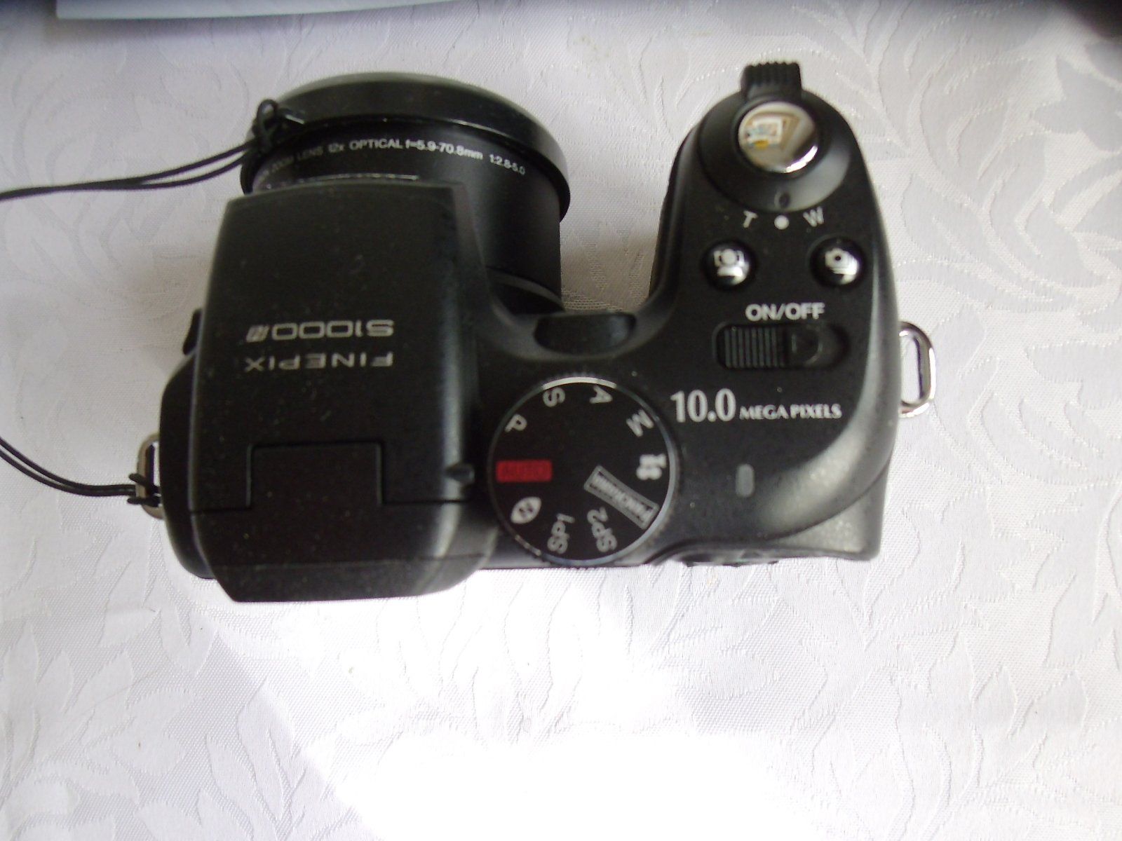Fotocamera: Kamera Digital Fine Pix 1000fd – Usato da Walenstadt venduto da Pluisa 2