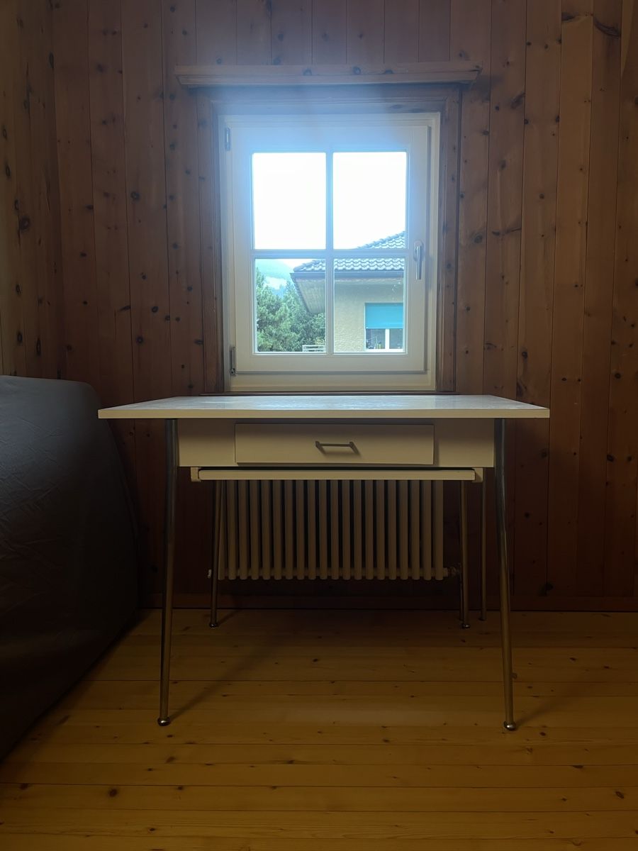 Scrivanie: Schreibtisch weiss – Usato da Chur venduto da eva_sm2x