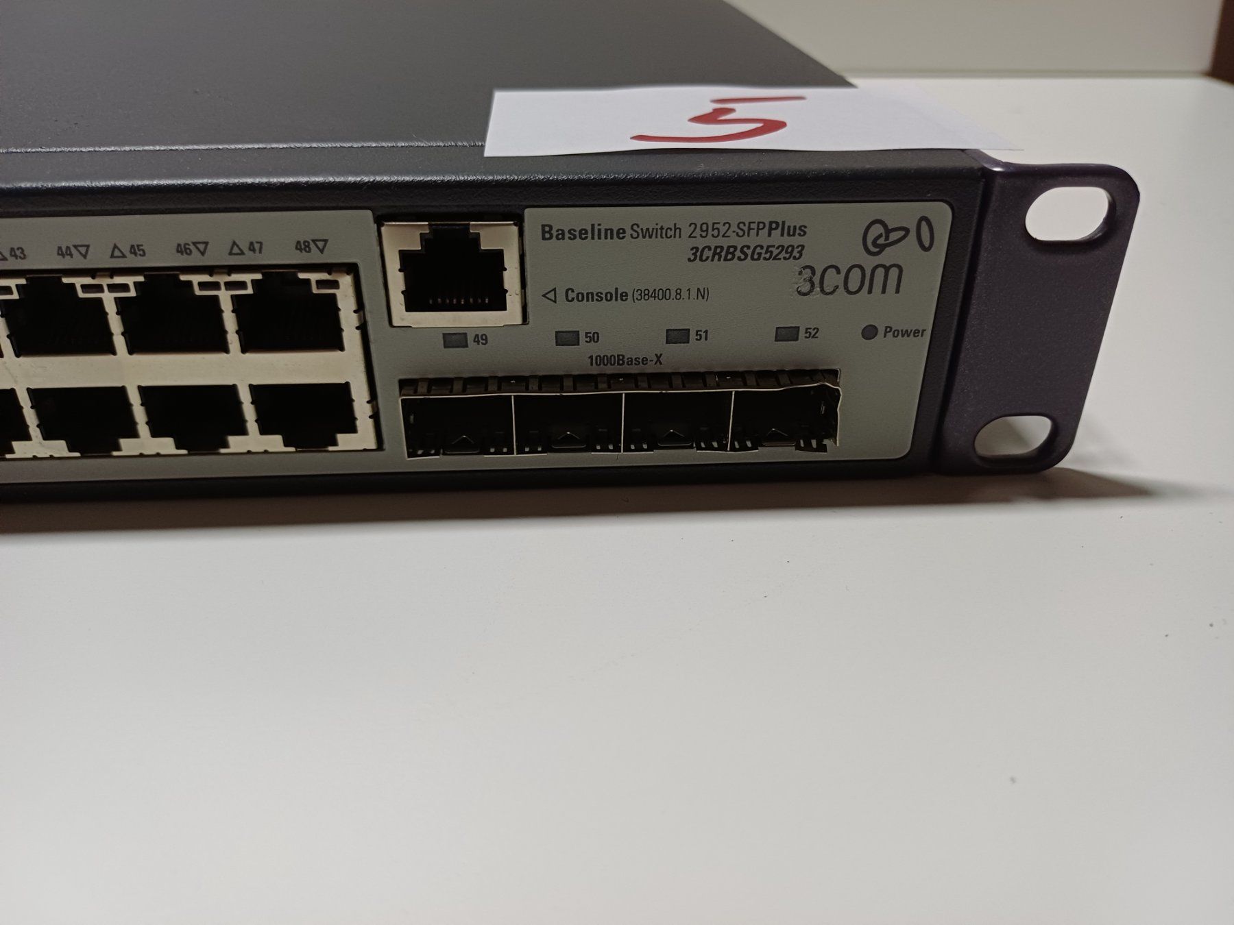 Hub & Switch: HP/3COM Switch 48 /4 GB Switch 2952SPF Plus – Usato da Gümligen venduto da Pogu1 1
