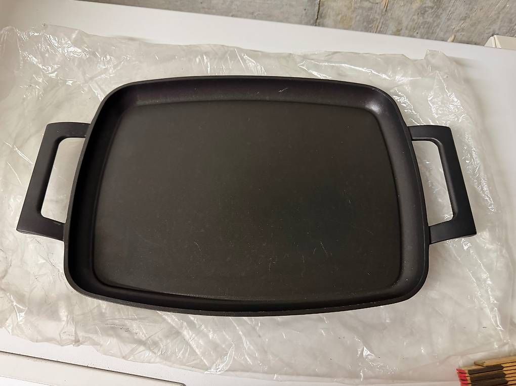 Grills: Plancha – Neu und originalverpackt aus Volketswil von zjctcler