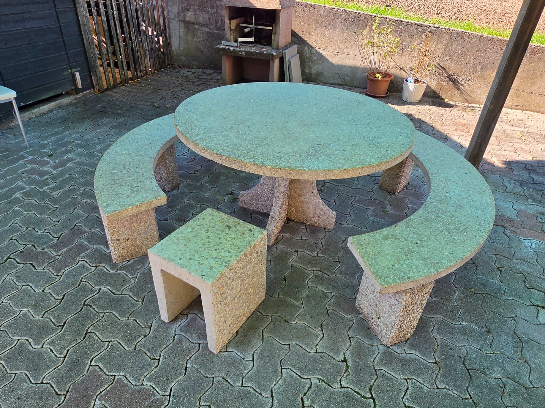 Set di tavolo e panche: Massive Tischgarnitur – Usato da Matzendorf venduto da tba_c7fl 1