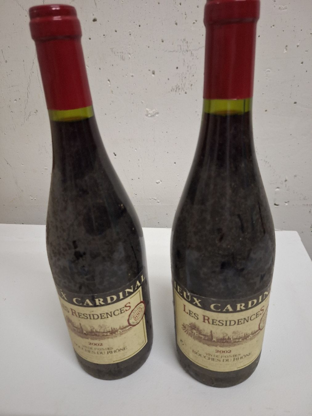 Vino: Deux Cardinales Les Residences, 1Fl. 2002 – Nuovo (secondo la descrizione) da Glattbrugg venduto da Rene1766 1