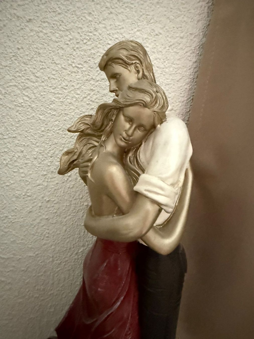 Tutte le decorazioni: Formano - Dekofiguren Paar stehend aus Kunststein – Usato da Buch am Irchel venduto da Sweetharth 2