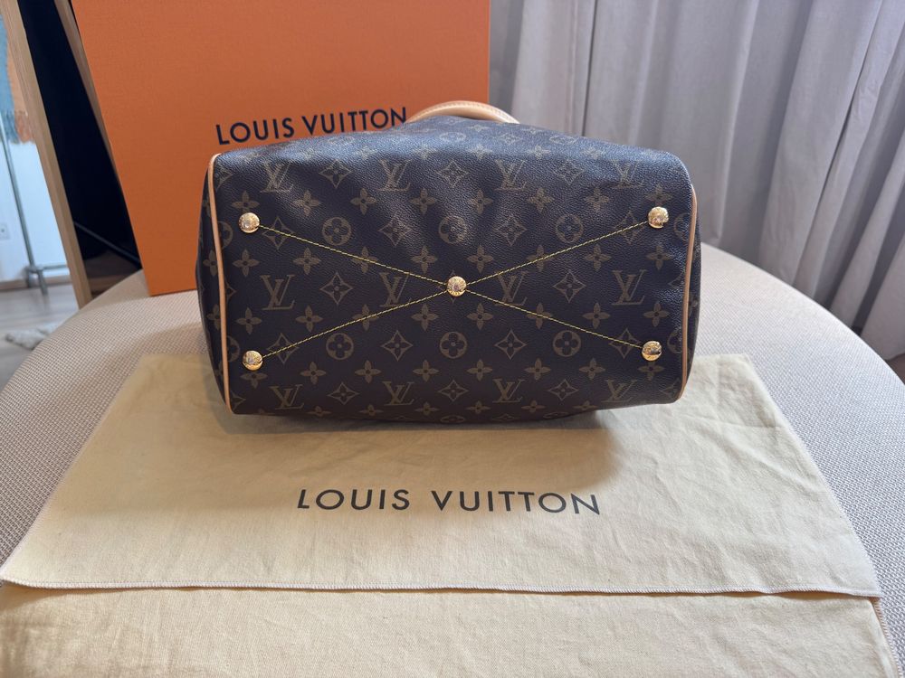 Original Original Louis Vuitton Tivoli gross (Gebraucht) in Buchs