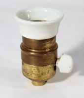 Alte Lampenfassung E27 Metall + Porzellan mit Drehschalter