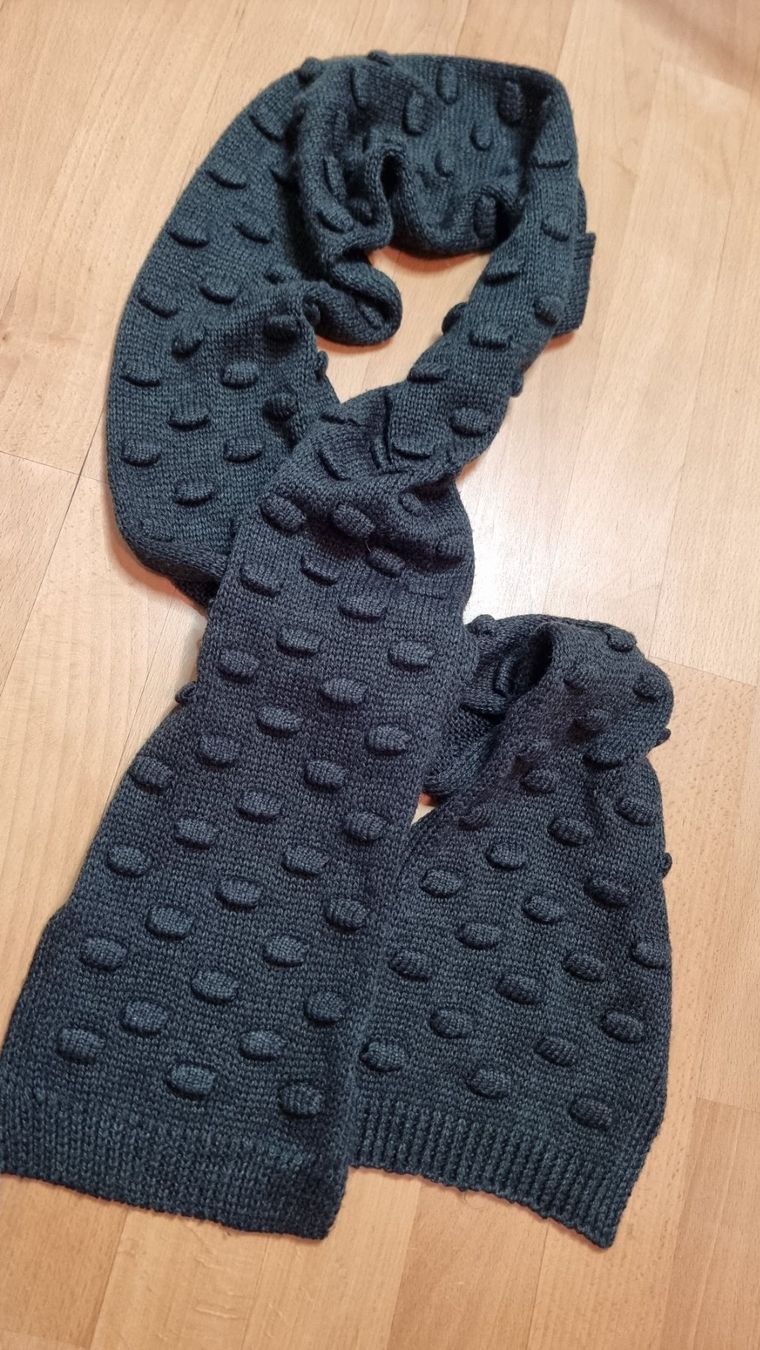 Foulard & Sciarpe: 🌺Schal🌺 – Usato da Wald ZH venduto da CapLux 2