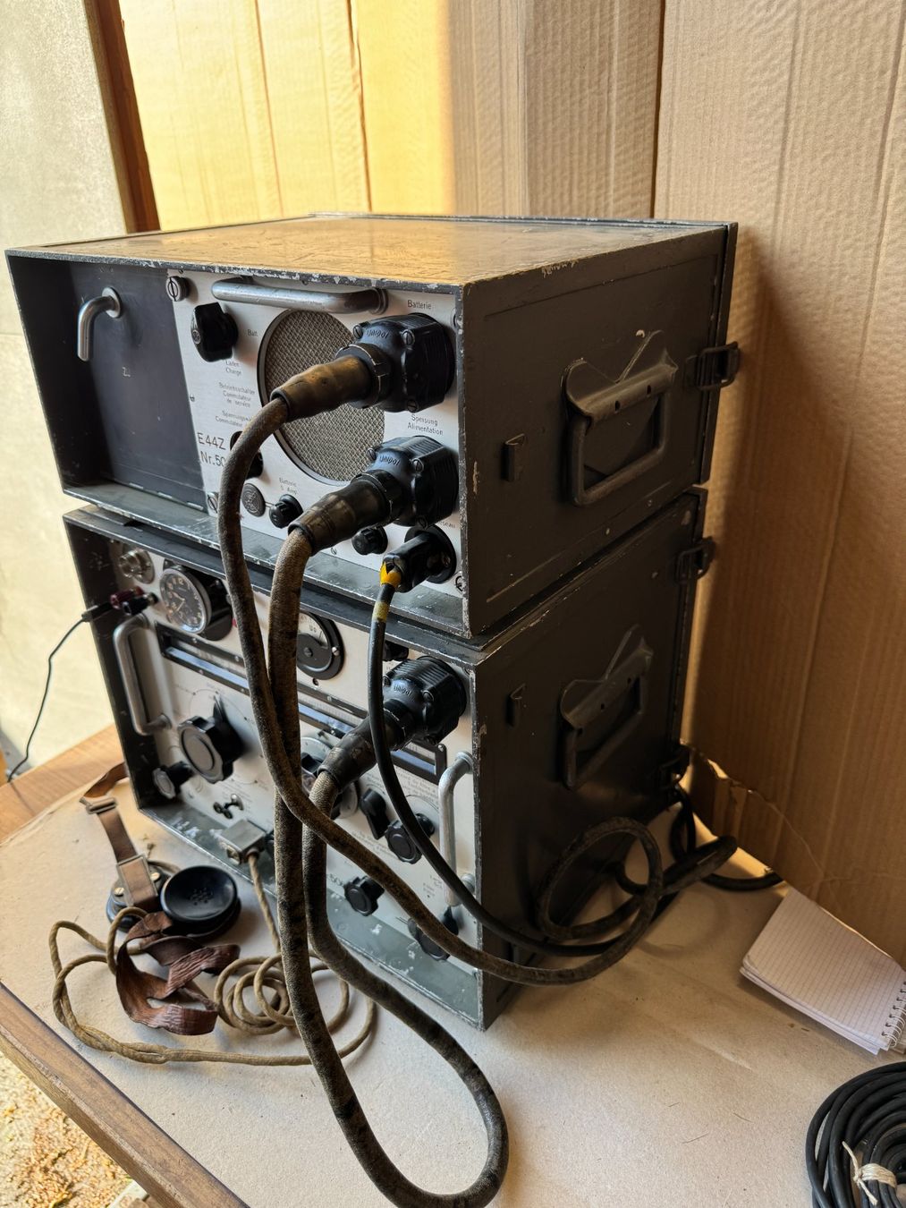Technique de radiocom: Militär Empfänger AUTOPHON E-44 – D'occasion à Ins par Revue-1000 3
