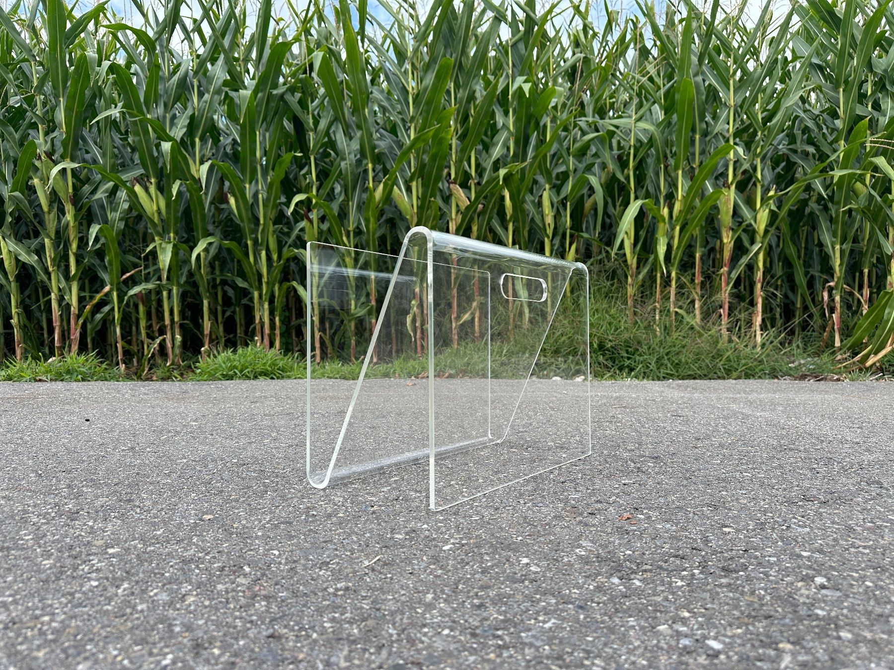 Sonstiges für Haushalt & Wohnen: Vintage Plexiglas Zeitungsständer – Gebraucht aus Zürich von frauflufelberg 1