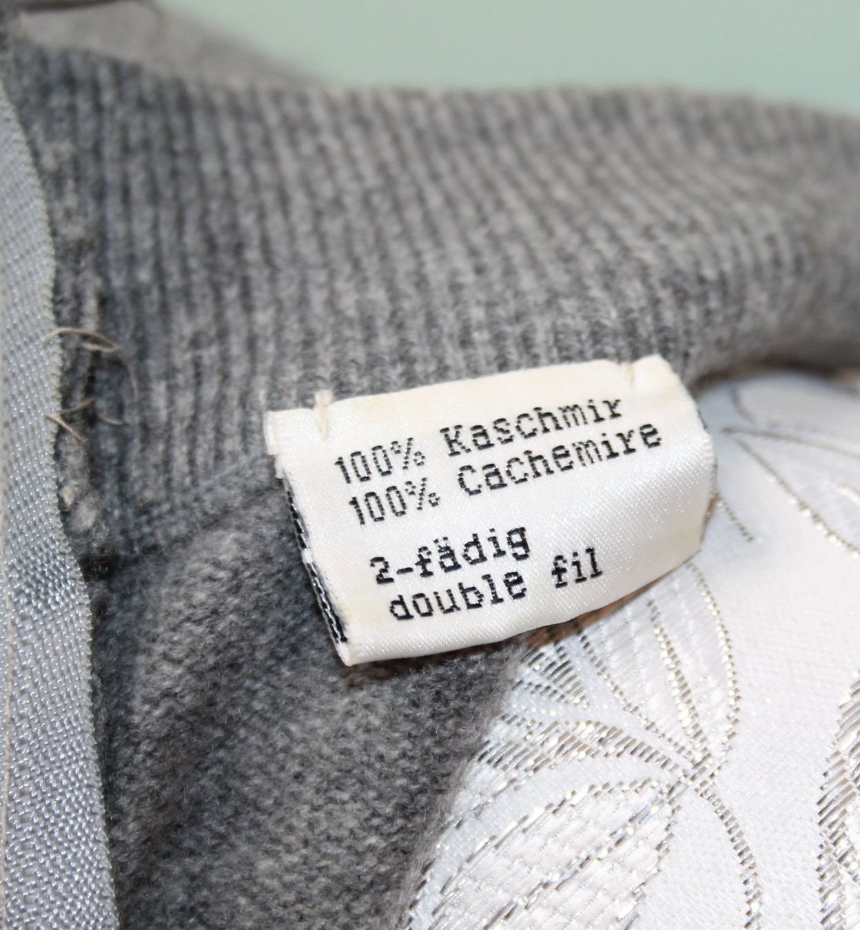 Pullover & Sweatshirts: Kaschmirpullover – Gebraucht aus Schaan von antikes_und_kurioses 5